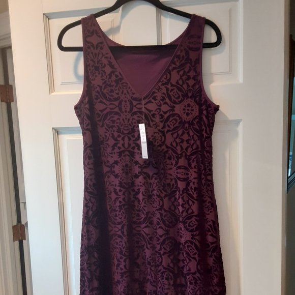 WHBM Plum Velvet Burnout Dress (M) - Picture 2 of 4
